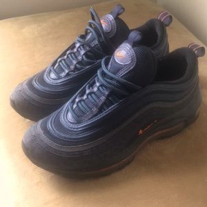 Nike Air Max, fluorescent print design.